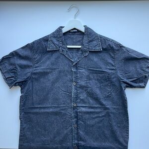 Never Worn Mens Short Sleeve Button Up